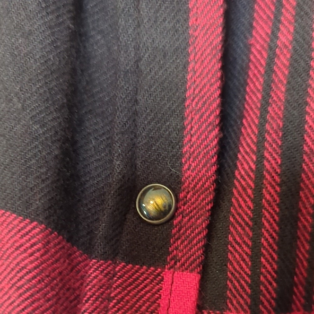 Express Women's Black and Red Plaid Button-Down Shirt Small - Picture 4 of 7
